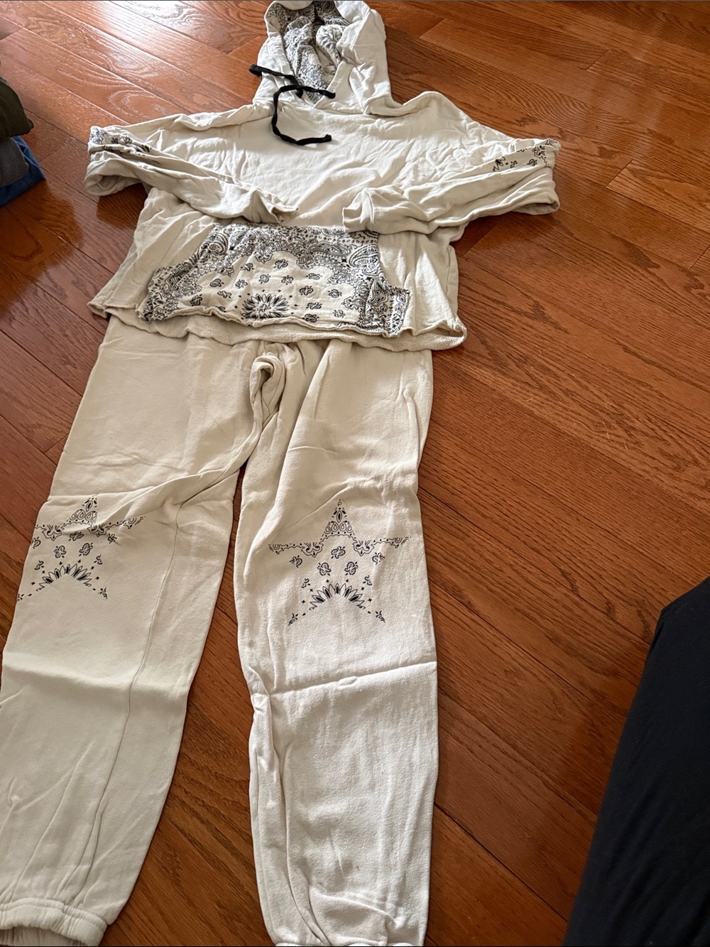 Michael Lauren bandana sweats set